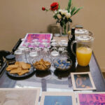 Porto: Acrylic Painting Workshop for Groups - Antero Quental - The Value and Experience