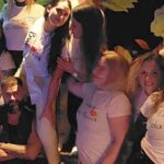 Porto: Bachelor Party offer of a Glass of Champagne or Drink - Who Is This Experience Best Suited For?