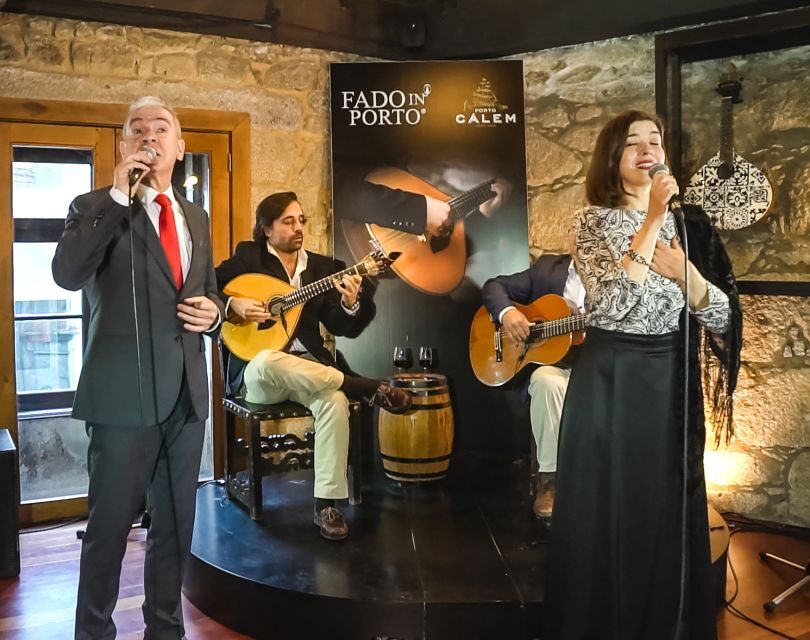 Porto: Cálem Cellar Tour, Fado Show & Wine Tasting - The Perfect Blend: Wine Tasting & Fado Music