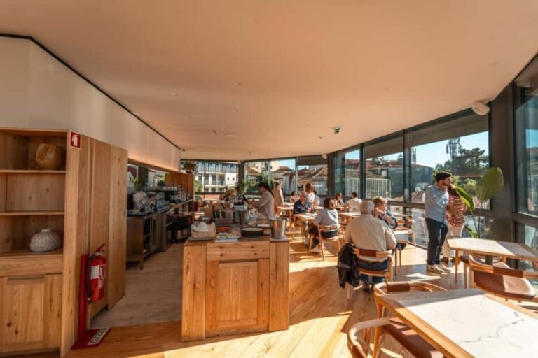 Porto: Douro Wine Tasting in the Tasting Room - Why Choose This Experience?