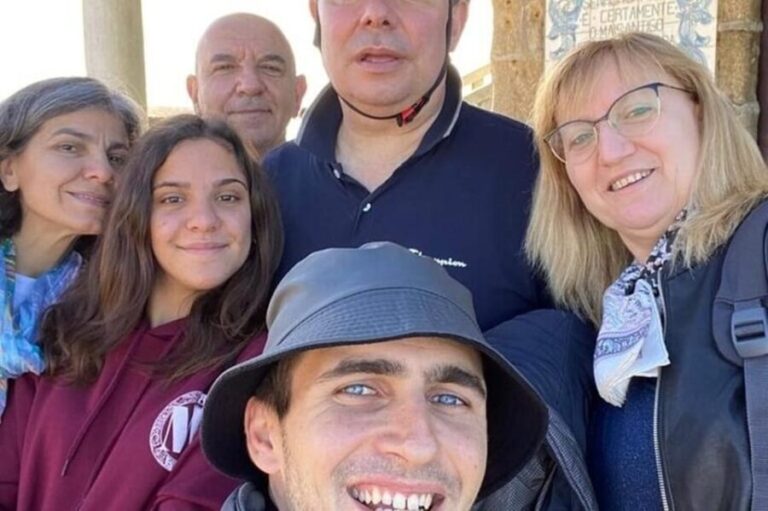 Porto : Private Custom Tour with a Local Guide - The Itinerary Breakdown