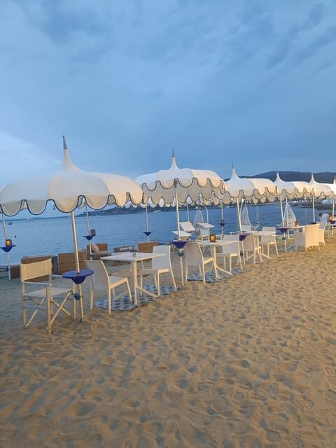 Porto Santo Stefano: La Caletta beach club - Cocktails under the umbrella - How the Pricing Reflects Its Value