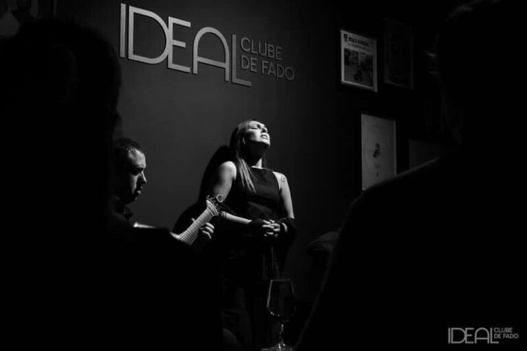Porto: The highest-rated traditional fado concert (downtown) - What to Expect from the Experience