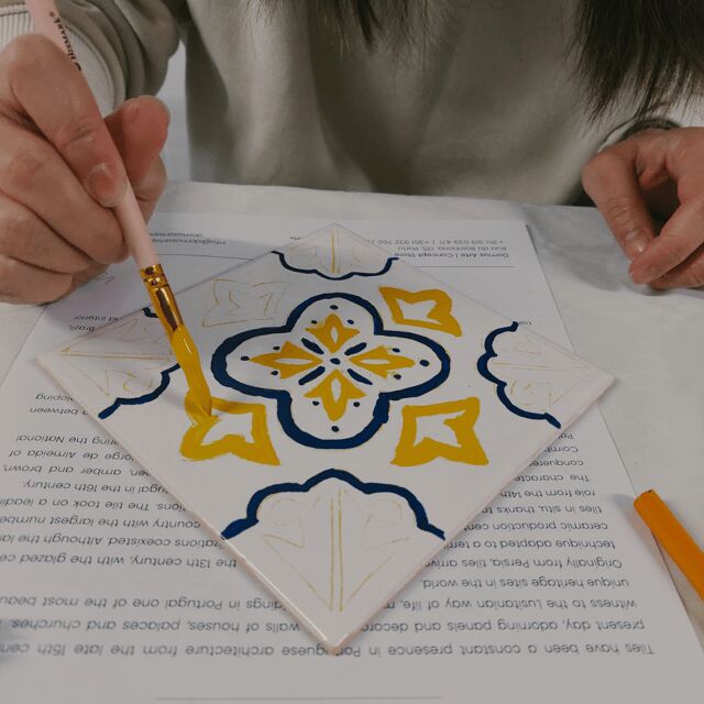 Porto: Tile-Painting Workshop with Porto Wine - Bainharia - The Fine Details: Group Size, Timing, and Logistics