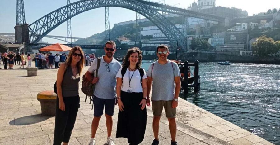 Porto tour with Port Wine tasting in a hidden wine cellar! - The Value of a Guided Walking Tour with Wine Tasting