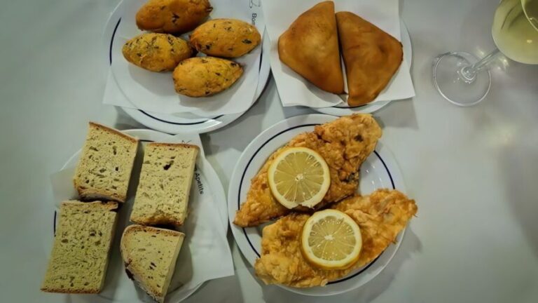 Porto: Wine Tour & One Hour Fado Show | All Included - What Makes This Tour Stand Out?