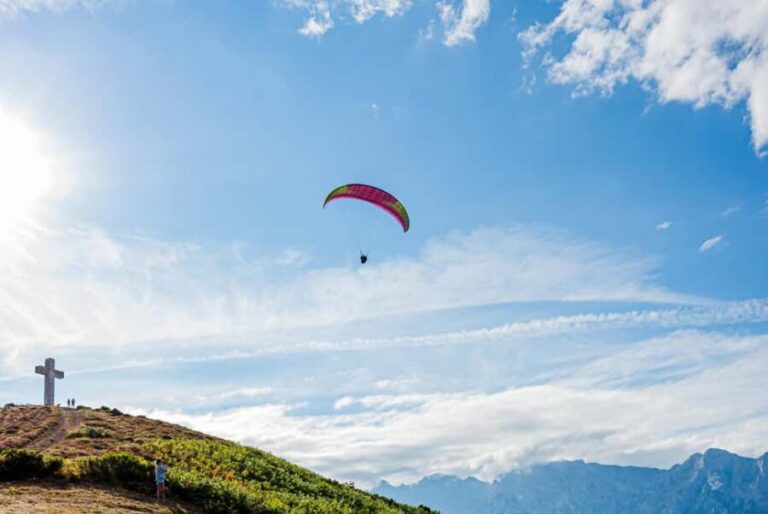 Potes: Paragliding in the Picos de Europa with professional pilots - The Experience in Detail