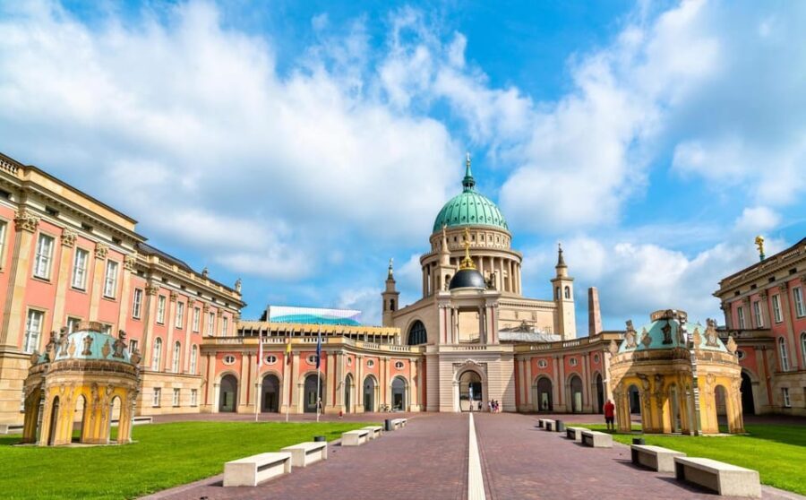 Potsdam: Capture the most Photogenic Spots with a Local - Highlights of the Tour