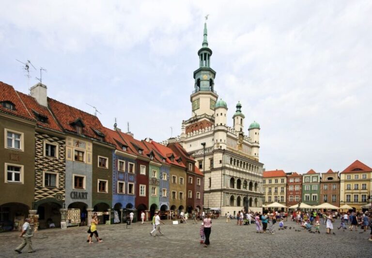 Poznan Old Town and Citadel Park Private Walking Tour - Who This Tour Is Perfect For