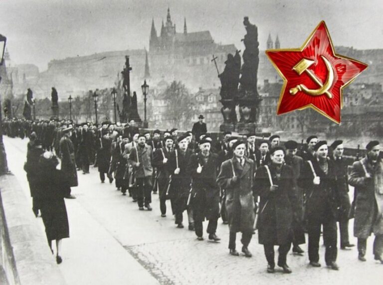 Prague: 3-Hours Wars & Totality Guided Walking Tour - What Makes This Tour Stand Out