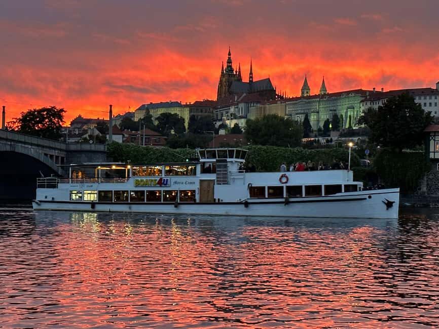 Prague At Dusk: 1-Hour Historic Boat Tour with Commentary - What’s Really Valuable About This Tour