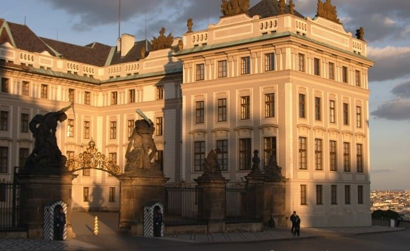 Prague City Pass 30-Day Ticket - Navigating the Itinerary and Attractions