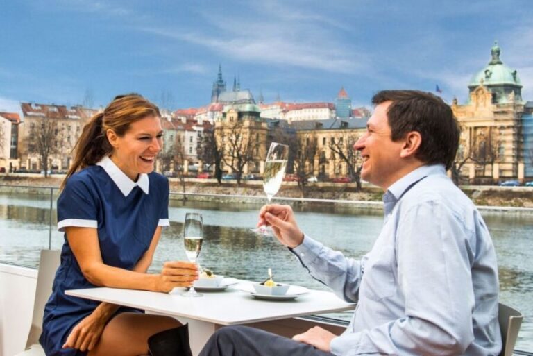 Prague: Evening Vltava River Eco Cruise with Prosecco - Who Will Love This Cruise?