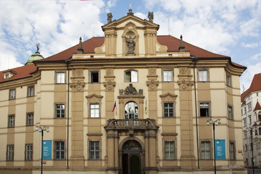 Prague: Klementinum Library & Astronomical Tower Guided Tour - Guides and Review Insights