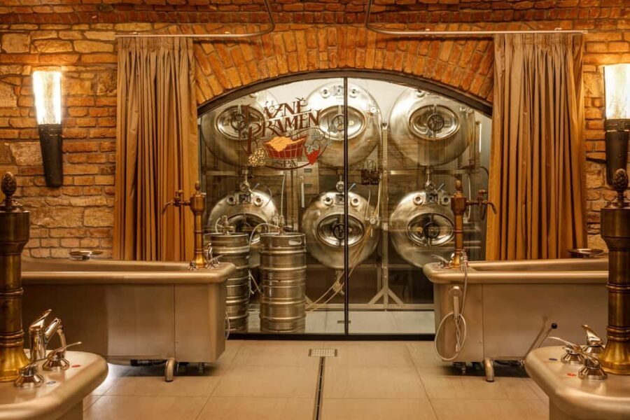 Prague: Lázn Pramen. Wine, Beer bath and Wellness SPA - Who Will Love This Experience?