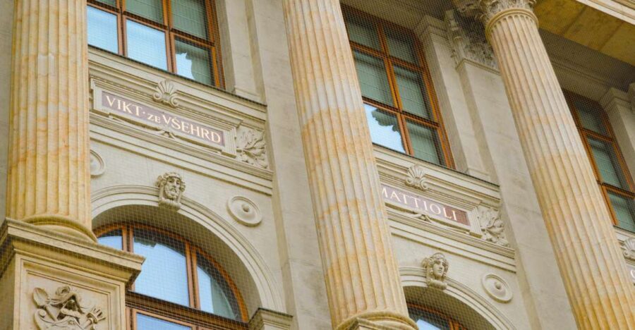 Prague: National Museum Ticket & Online Audioguide City Tour - Detailed Breakdown of the Experience