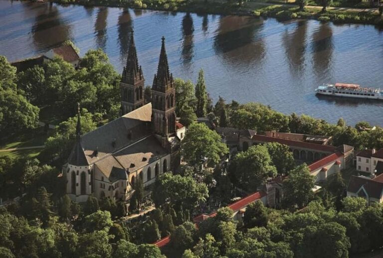 Prague: Private 2 & Half-Day City Tours with Local Guide - Final Thoughts: Is This Tour Right for You?