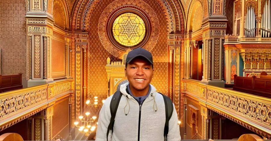 Prague: Private Tour inside the Jewish Cemetery & Synagogues - Who Is This Tour Best For?