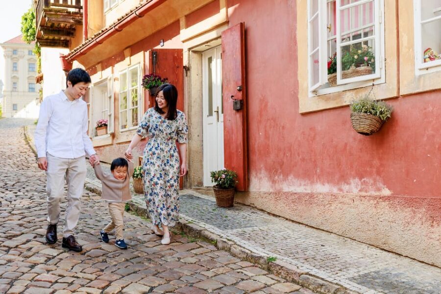 Prague Sunrise Photoshoot + Walking Tour - What to Expect from the Itinerary