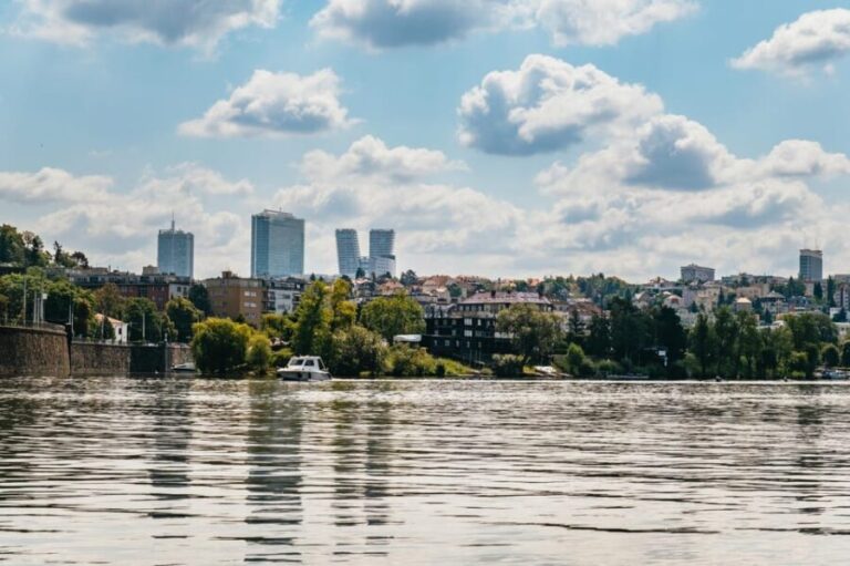 Prague: Vltava River Guided Canoeing Tour - Exploring the Experience: A Detailed Breakdown