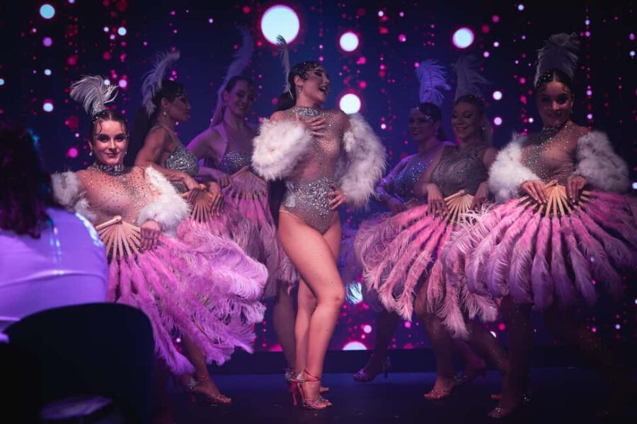 Prague:Breathtaking Cabaret Show with 4-Course Dinner Option - A Deep Dive Into the Experience