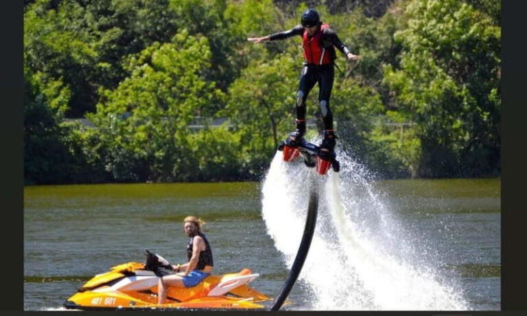 Praha: Flyboarding, Hoverboard or Jetpack Experience - Who Should Consider This Experience?