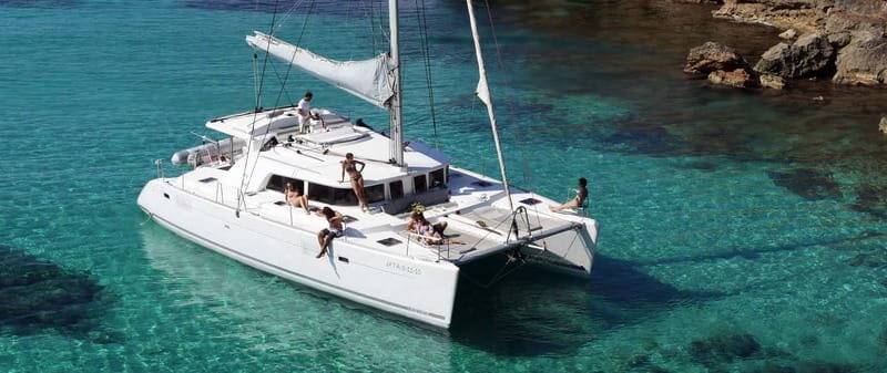 Premium and exclusive catamaran in Lanzarote - Final Thoughts: Who Is This Tour Best For?