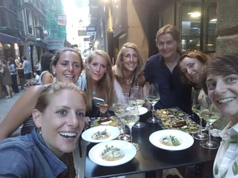 Premium Evening Pintxos Tour in San Sebastians Old Town - Analyzing the Value