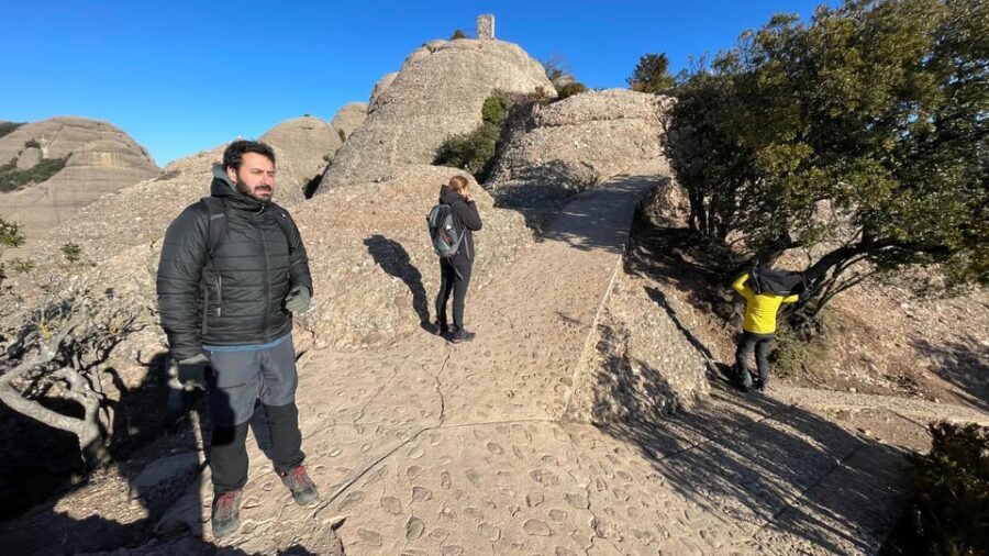 PREMIUM: EXPERIENCE IN MONTSERRAT - BARCELONA - Itinerary Breakdown