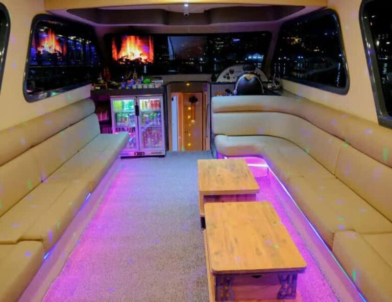 Private Bosphorus Yacht Tour Istanbul - Who Is This Tour Best For?