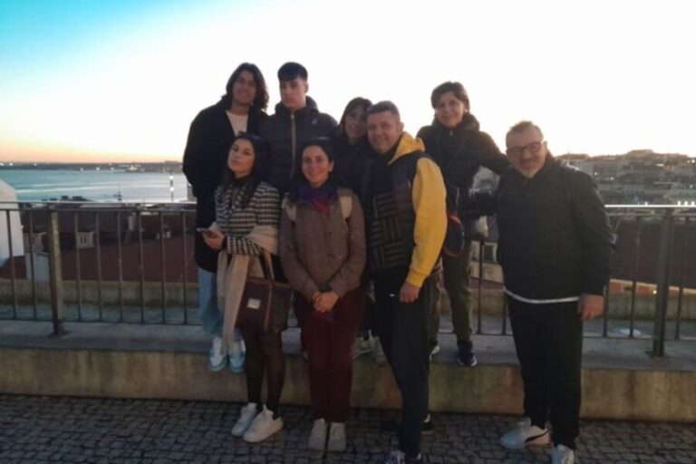 Private Custom Tour with a Local Guide Lisbon - Authentic Insights from Reviewers