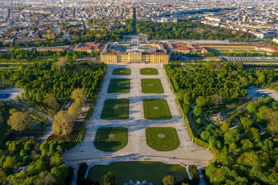 Private day trip from Prague to Vienna and back, in English. - The Itinerary: What to Expect
