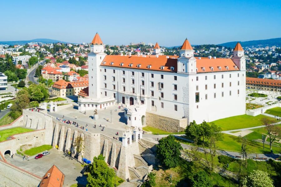 Private day trip from Vienna to Bratislava, and back - Detailed Breakdown of the Itinerary