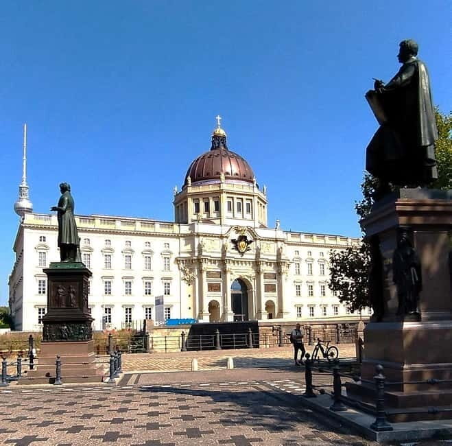 Private E-Bike Tour Berlin Highlights Tailor Made up to 10 - Why This Tour Offers Great Value