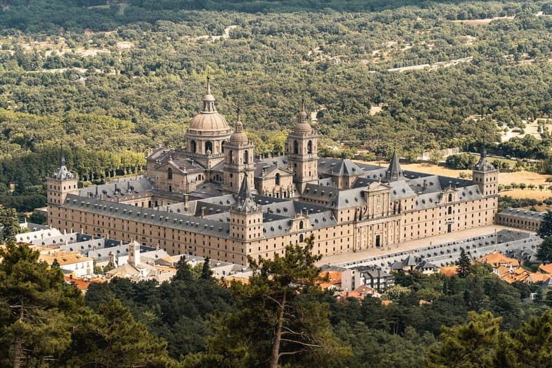 Private Escorial and Valley Tour with driver - What’s Included and What’s Not