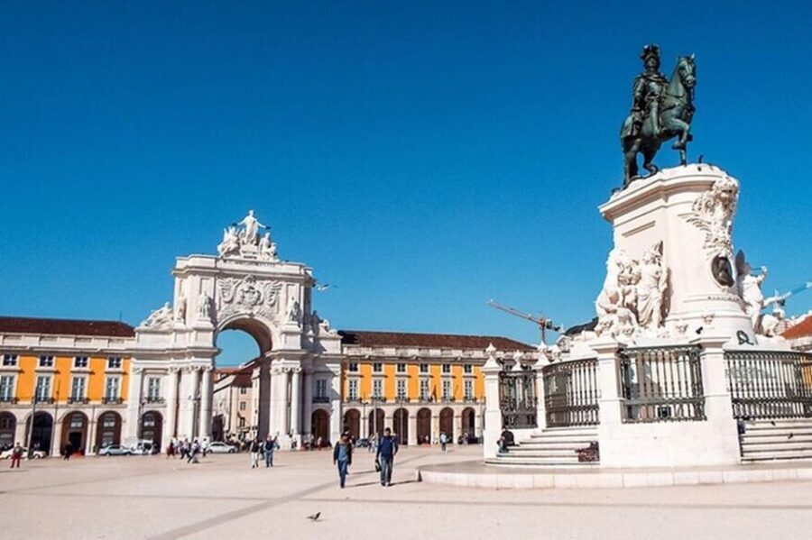 Private Full-Day Tour to Lisboa - What’s Included and What’s Not?