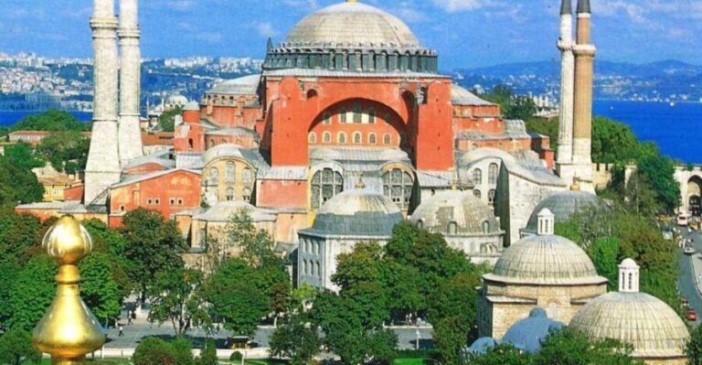 Private Historic Istanbul Half-Day Sightseeing Tour - Detailed Review of the Tour Experience