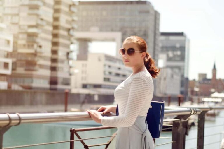 Private photo tour in Cologne top spots & professional portraits - A Deep Dive into the Cologne Photo Experience