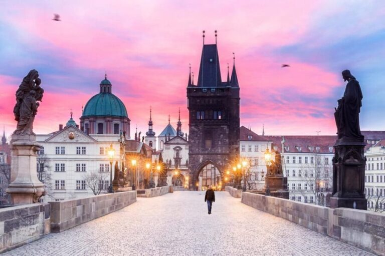 Private Prague walking tour 3,5h - The Value of a Private Guided Tour