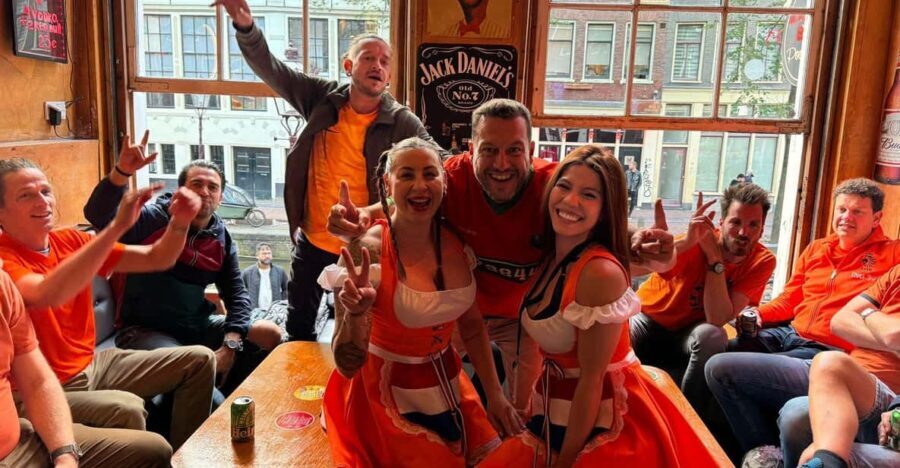 Private Red Light Tour City Center with Beer Maid Guide - Authentic Feedback and Caveats