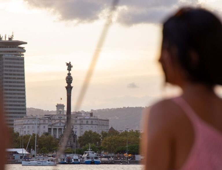 Private Sailing and picnic Experience from Barcelona - Who is this experience best for?