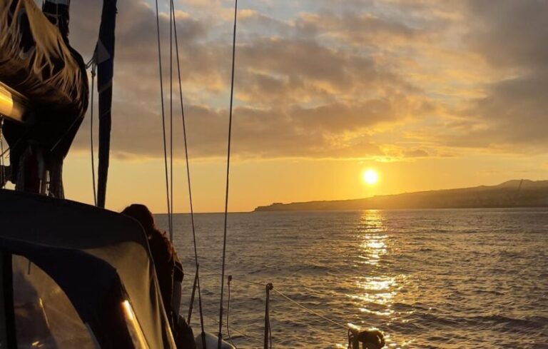 Private Sailing Sunset Tour PDL - What Sets This Tour Apart