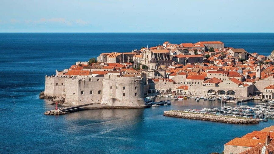 Private Split to Dubrovnik Tour with guide and wine - The Experience’s Strengths: Authenticity and Personal Touches