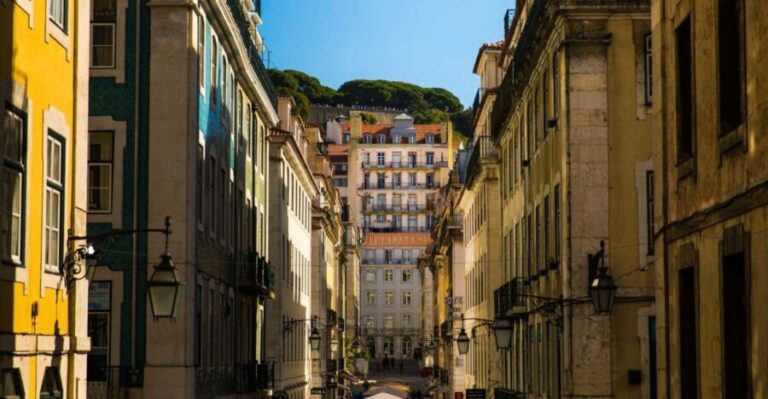 Private Street Art Tour in Lisbon - The Itinerary: A Closer Look