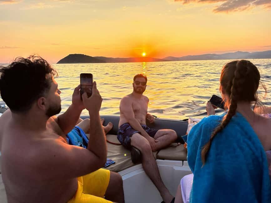 Private Sunset Boat Tour with Music and Wine - Why the Sunset Experience Matters