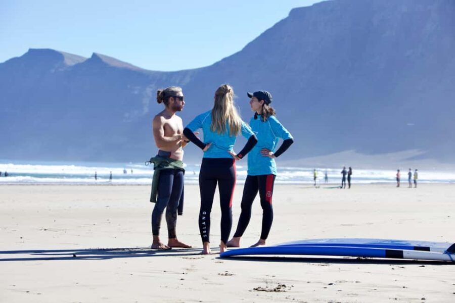 Private Surf Lessons in Lanzarote: Enjoy the waves all to yourself - Why Choose a Private Surf Lesson?