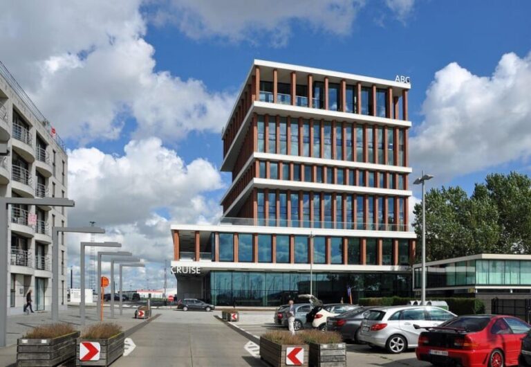 Private Tour : Bruges and Ghent from Cruise Port Zeebrugge - The Value of Private, Luxury Transportation