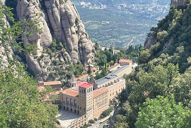 Private Tour from Barcelona to Montserrat - Who Is This Tour Best For?