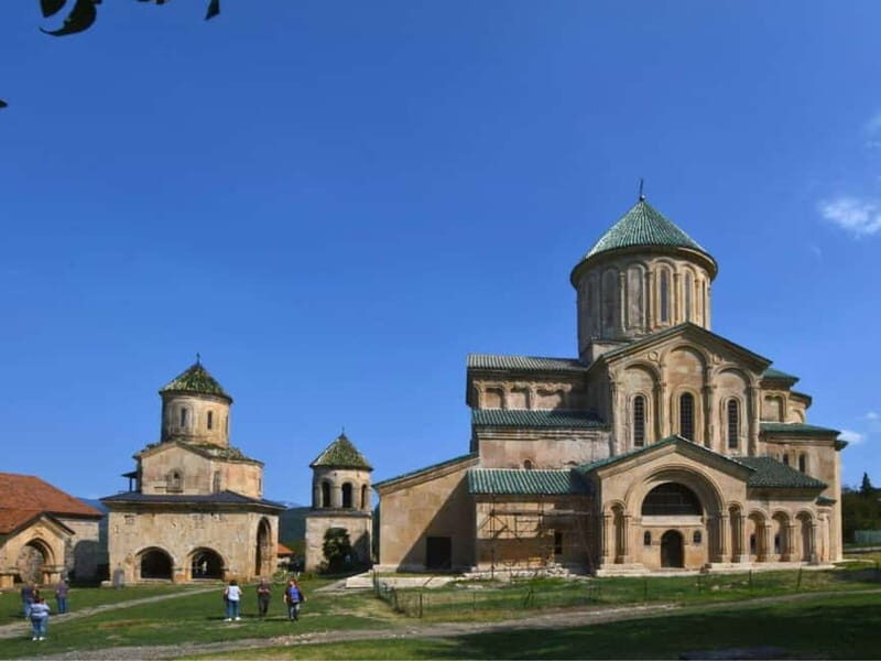 Private tour from KUTAISI: Bagrati, Gelati and Motsameta - Discovering Kutaisis Religious Heritage