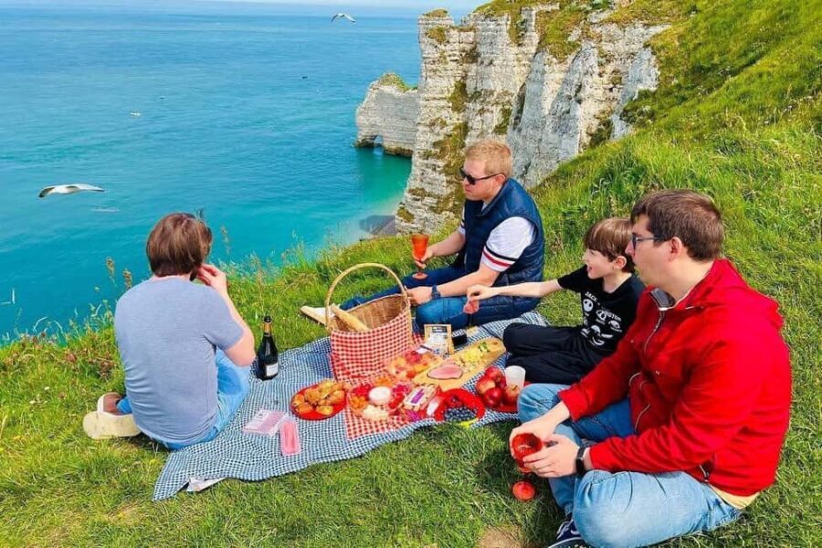 Private Tour Paris: Étretat Cliffs & Monets Gardens + Gift - Analyzing the Value and Experience